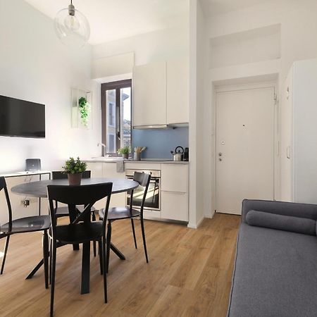Just Urban Stays - Bright And Functional Apartment - Corso Genova 밀라노 외부 사진