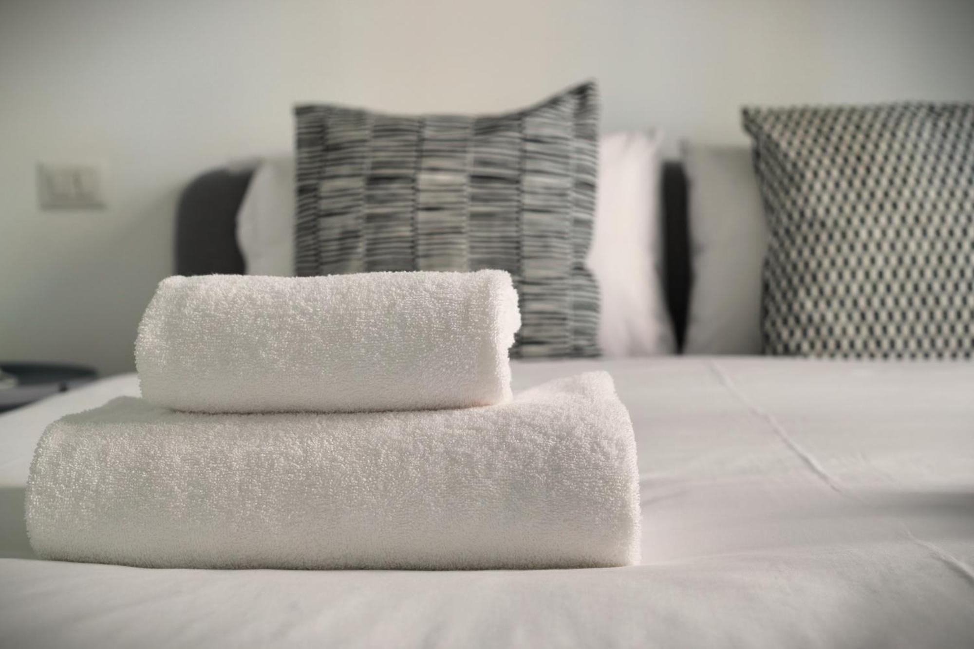 Just Urban Stays - Bright And Functional Apartment - Corso Genova 밀라노 외부 사진
